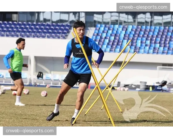 热身赛价值:季前实战演练对球队状态磨合的意义 热身赛价值:季前实战演练对球队状态磨合的意义